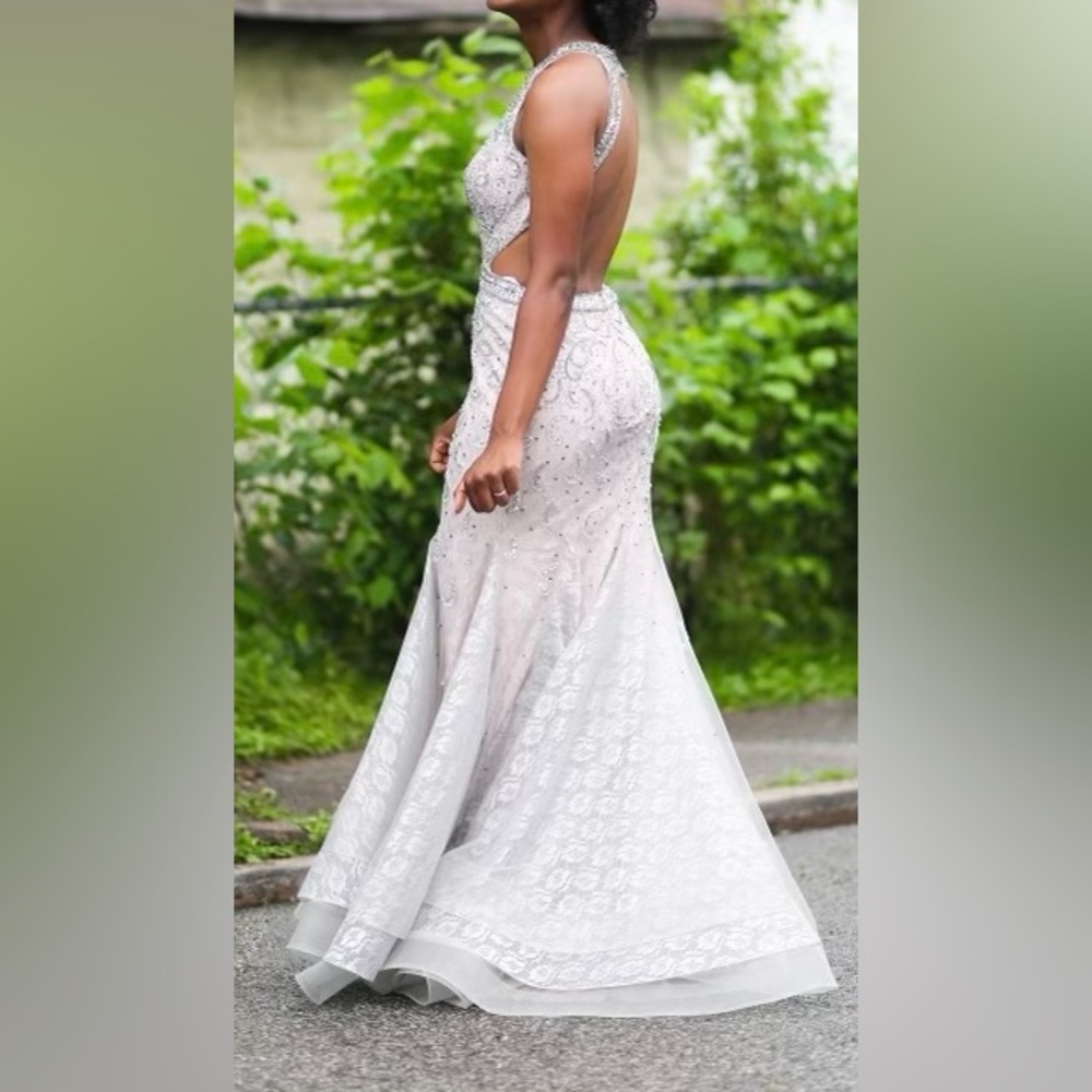 Backless Formal Dress - Picture 3 of 3